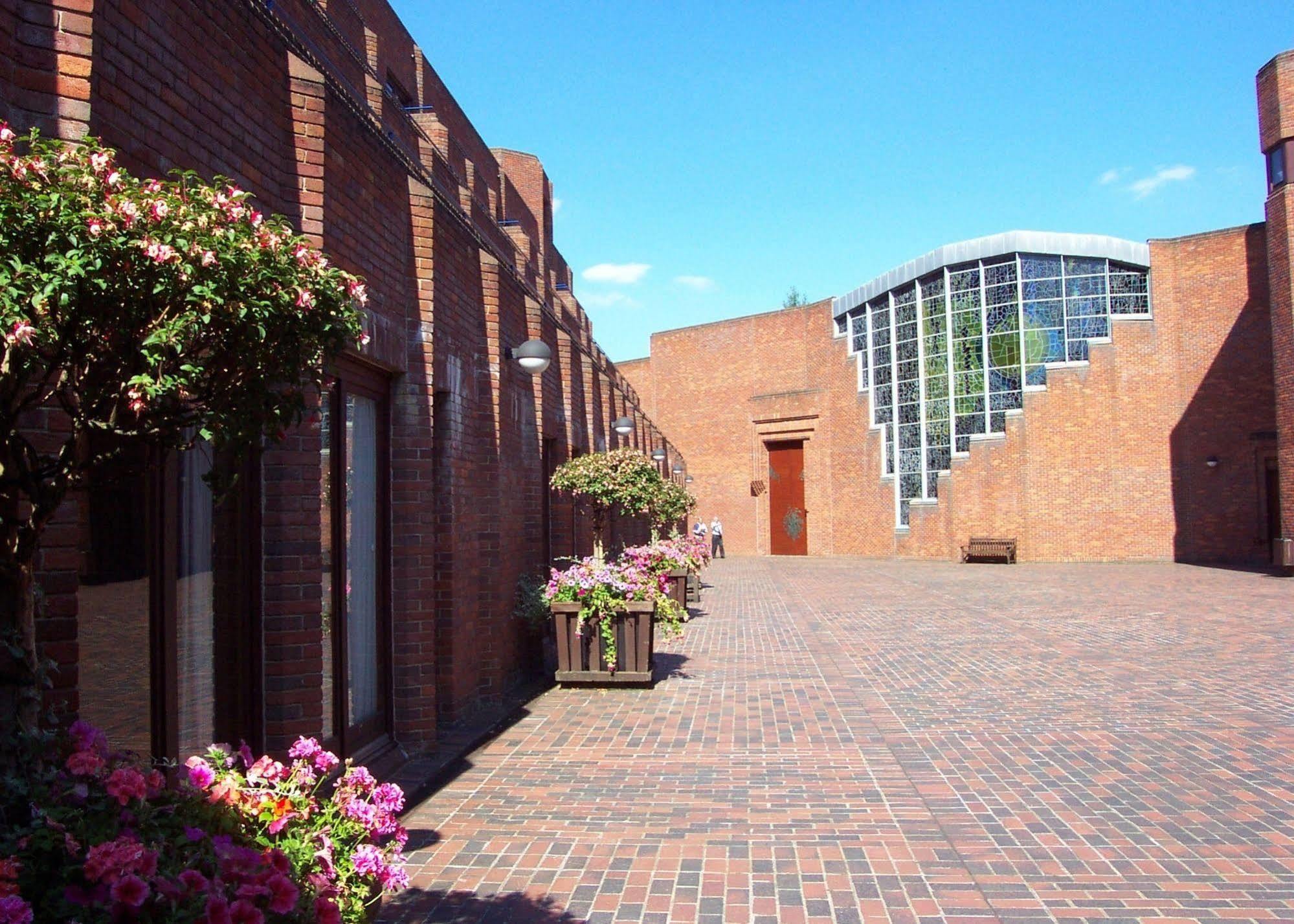 Robinson College - University Of Cambridge Luaran gambar